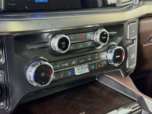 New 2025 Ford F250 King Ranch w/ Chrome Package image 16