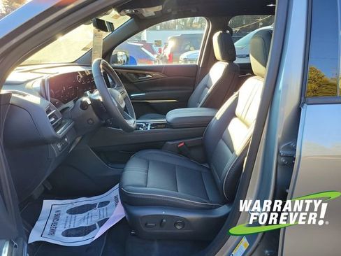 New 2026 Chevrolet Traverse High Country image 14