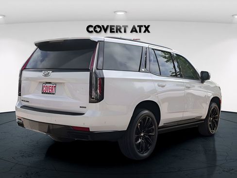 Used 2024 Cadillac Escalade Sport w/ LPO, ONYX Package image 7