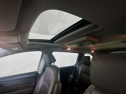 Used 2019 Honda Odyssey EX-L image 25