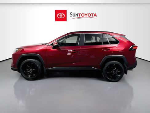 Used 2025 Toyota RAV4 XLE w/ Convenience Package FWD image 7