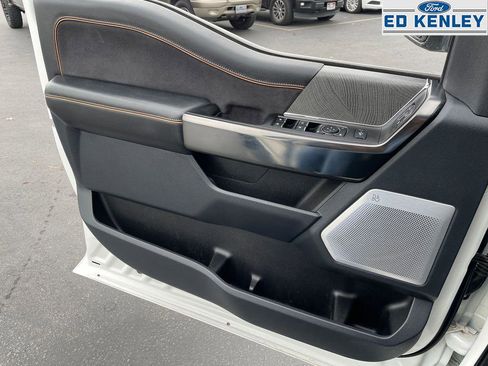 Used 2024 Ford F250 Platinum image 25