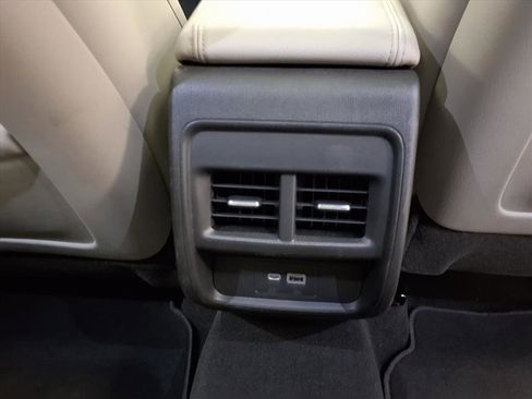 Used 2021 Cadillac XT4 Premium Luxury w/ Driver Awareness Package image 15