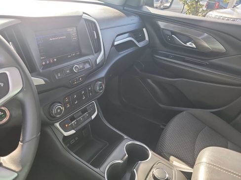 Used 2023 GMC Terrain SLE FWD image 21