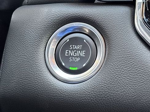 New 2026 GMC Canyon Elevation w/ Convenience Package image 17