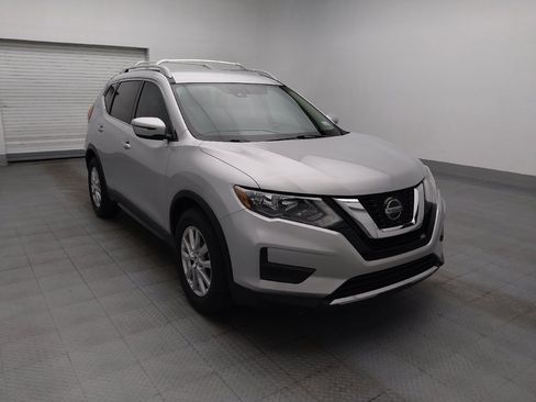 Used 2019 Nissan Rogue SV FWD image 13