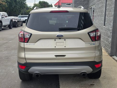 Used 2018 Ford Escape Titanium AWD/4WD image 7