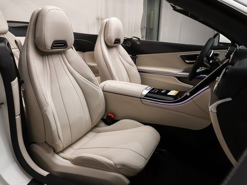 New 2026 Mercedes-Benz CLE 300 4MATIC Cabriolet image 8