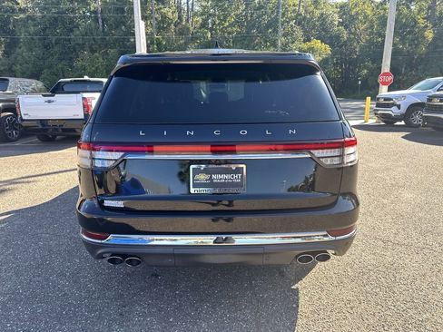 Used 2021 Lincoln Aviator 2WD w/ Class IV Trailer Tow Package image 15