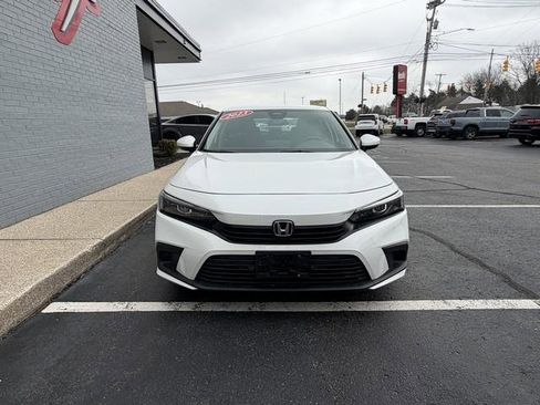 Used 2023 Honda Civic LX image 3