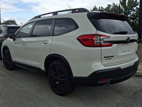 Used 2023 Subaru Ascent Onyx Edition AWD/4WD image 3