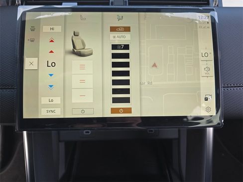 New 2026 Land Rover Discovery Sport Landmark image 24