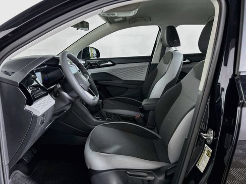 Certified 2022 Volkswagen Taos S FWD image 12