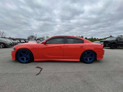 Used 2019 Dodge Charger Scat Pack w/ Plus Group RWD image 6