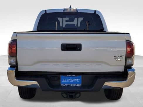 Used 2023 Toyota Tacoma TRD Off-Road image 8