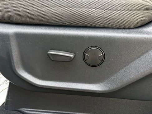 Used 2022 Ford F250 XLT image 28