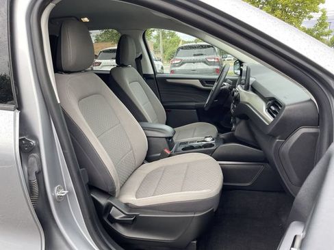 Certified 2022 Ford Escape SE w/ Cold Weather Package AWD/4WD image 20
