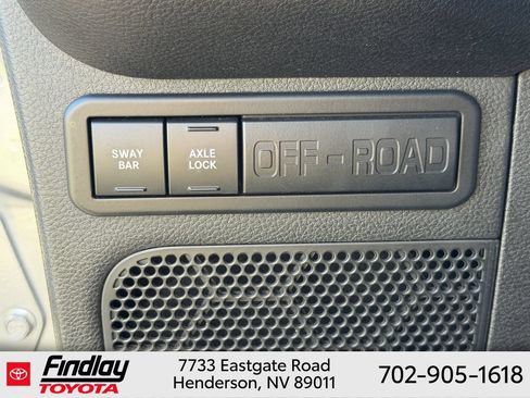 Used 2017 Jeep Wrangler Unlimited Rubicon w/ Cold Weather Group AWD/4WD image 22