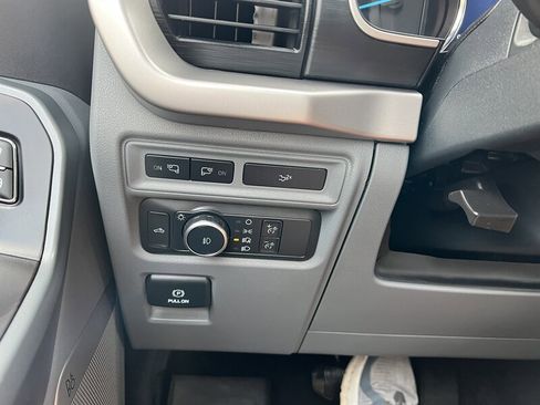 Used 2022 Ford F150 XLT w/ Equipment Group 302A High image 11