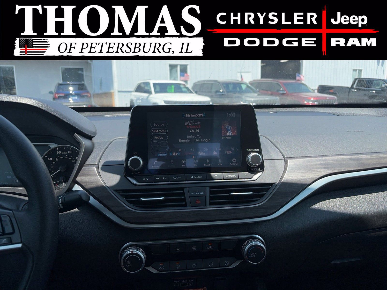 Used 2025 Nissan Altima 2.5 SV FWD image 16