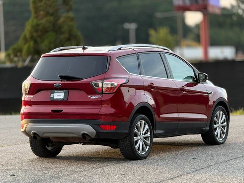 Used 2017 Ford Escape Titanium w/ Equipment Group 301A AWD/4WD image 9