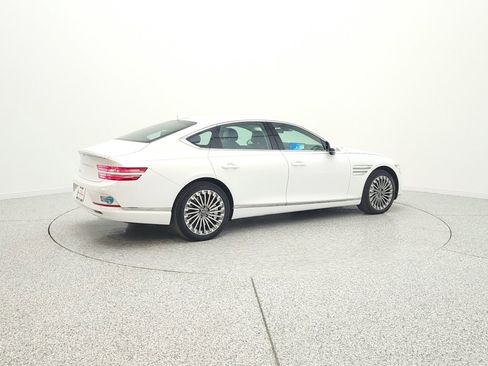 Used 2024 Genesis G80 image 5