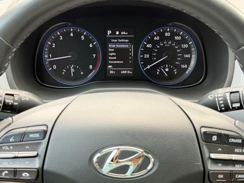 Used 2020 Hyundai Kona SEL Plus FWD image 12
