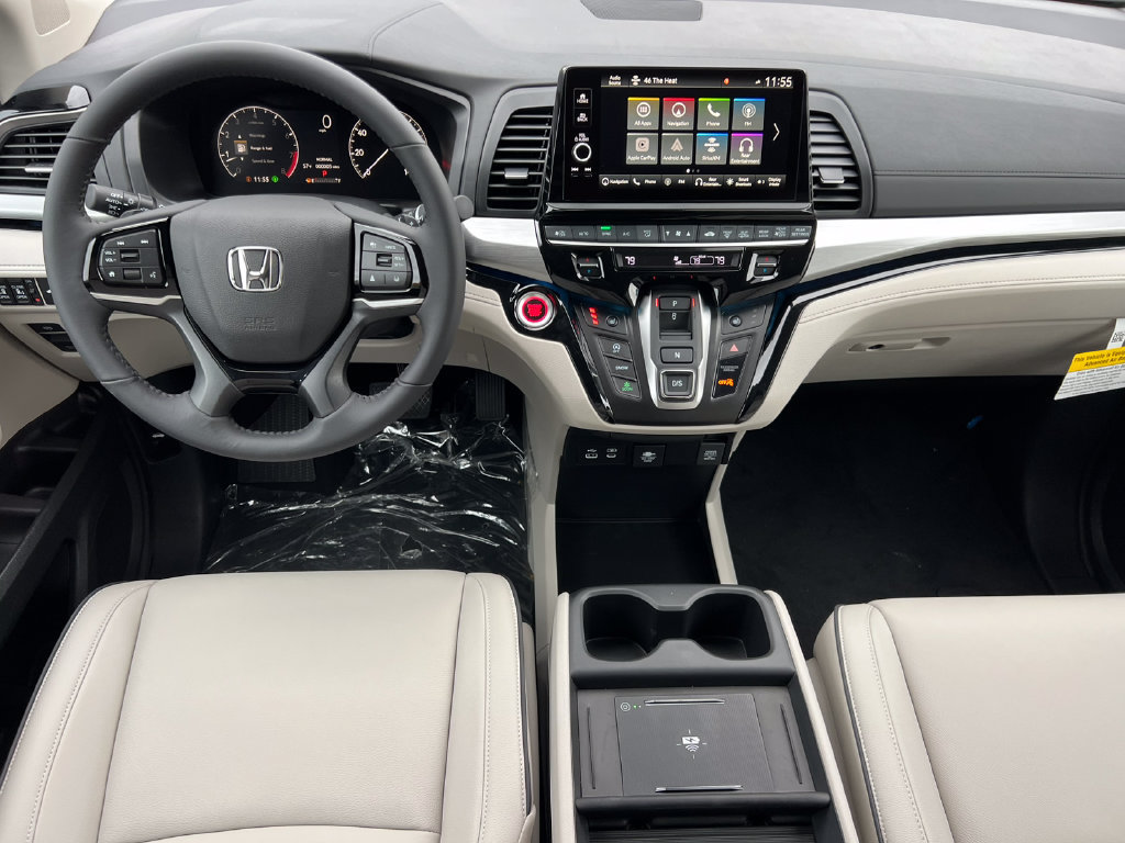 New 2027 Honda Odyssey Touring image 2