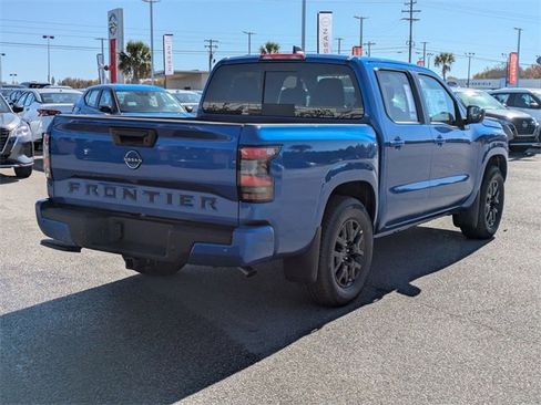 New 2026 Nissan Frontier SV image 3