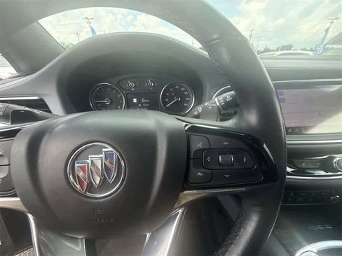 Used 2023 Buick Enclave Essence image 26