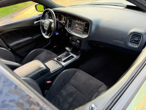 Used 2019 Dodge Charger R/T w/ Plus Group RWD image 24
