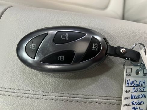 Used 2025 Hyundai Tucson SEL FWD image 32