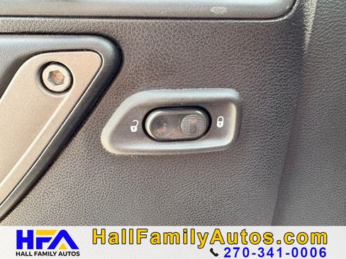 Used 2013 Jeep Wrangler Sport AWD/4WD image 21