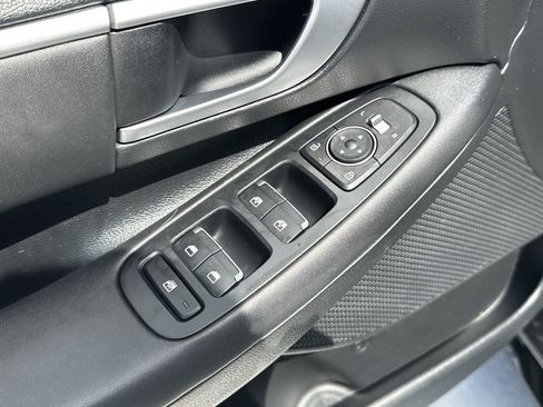 Used 2025 Hyundai Sonata SEL FWD image 15