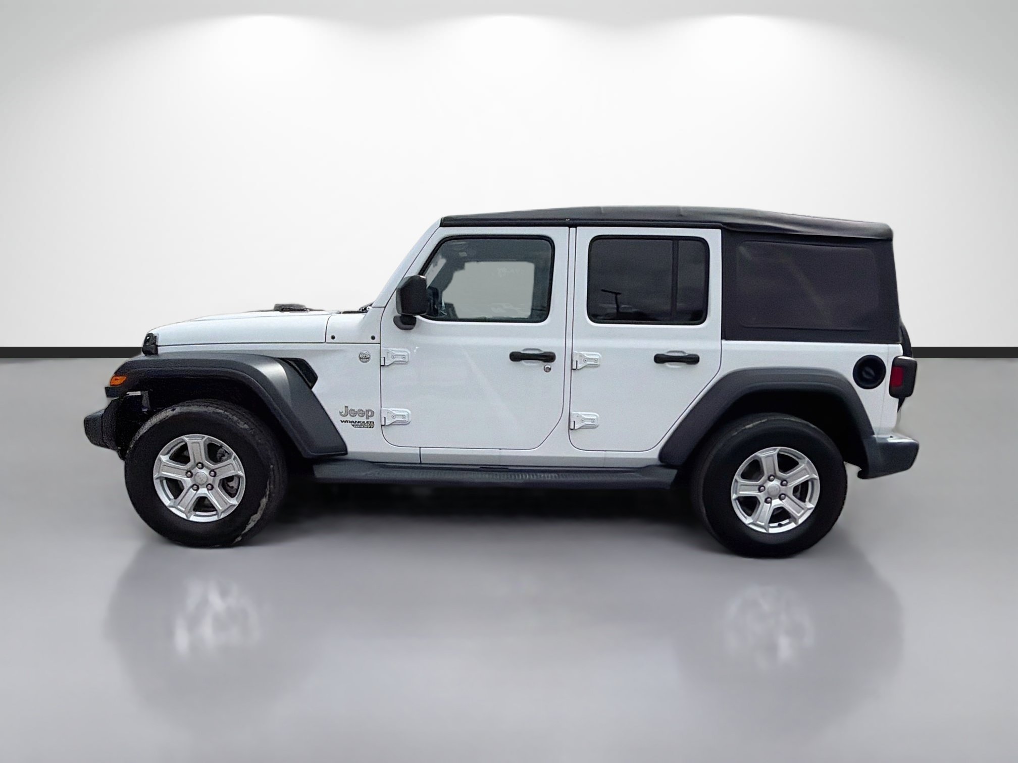 Used 2019 Jeep Wrangler Unlimited Sport S AWD/4WD image 6