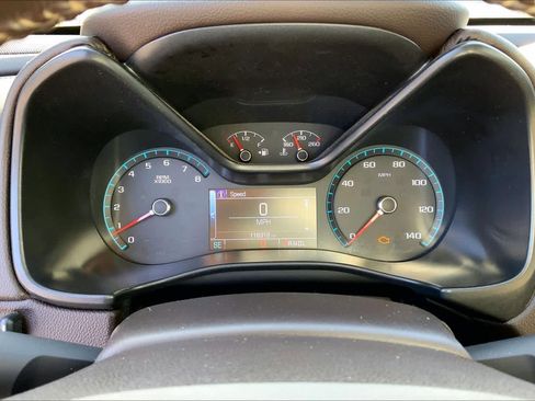 Used 2017 GMC Canyon SLT w/ Driver Alert Package image 25