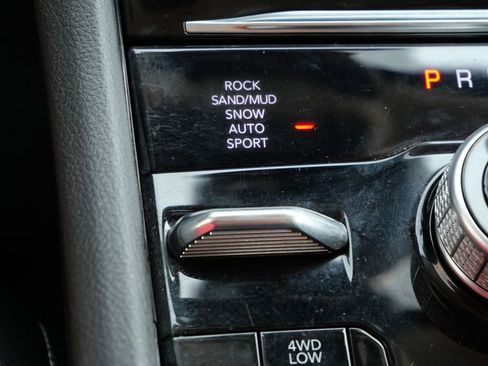 Used 2023 Jeep Grand Cherokee 4WD 4xe image 33