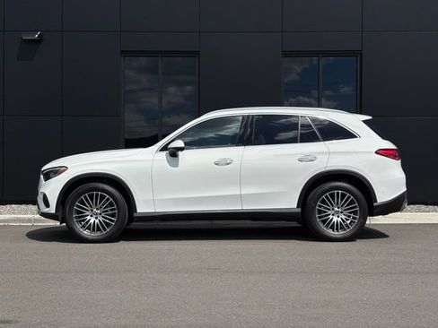 Used 2026 Mercedes-Benz GLC 300 4MATIC image 4