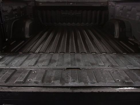 Used 2022 GMC Sierra 1500 Elevation image 14