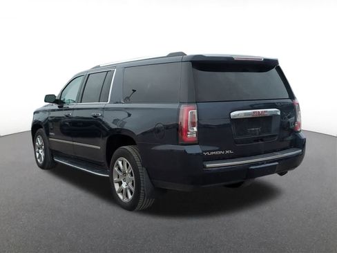 Used 2019 GMC Yukon XL Denali w/ Open Road Package image 4