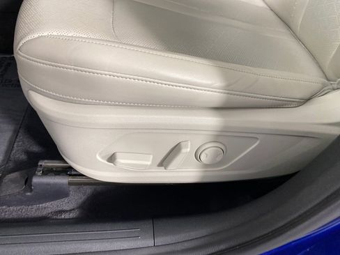 Certified 2022 Kia Sorento S w/ Panoramic Sunroof Package image 8