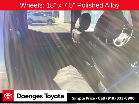 Used 2018 Toyota Tacoma Limited image 10