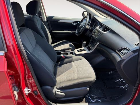 Used 2015 Nissan Sentra SV FWD image 19