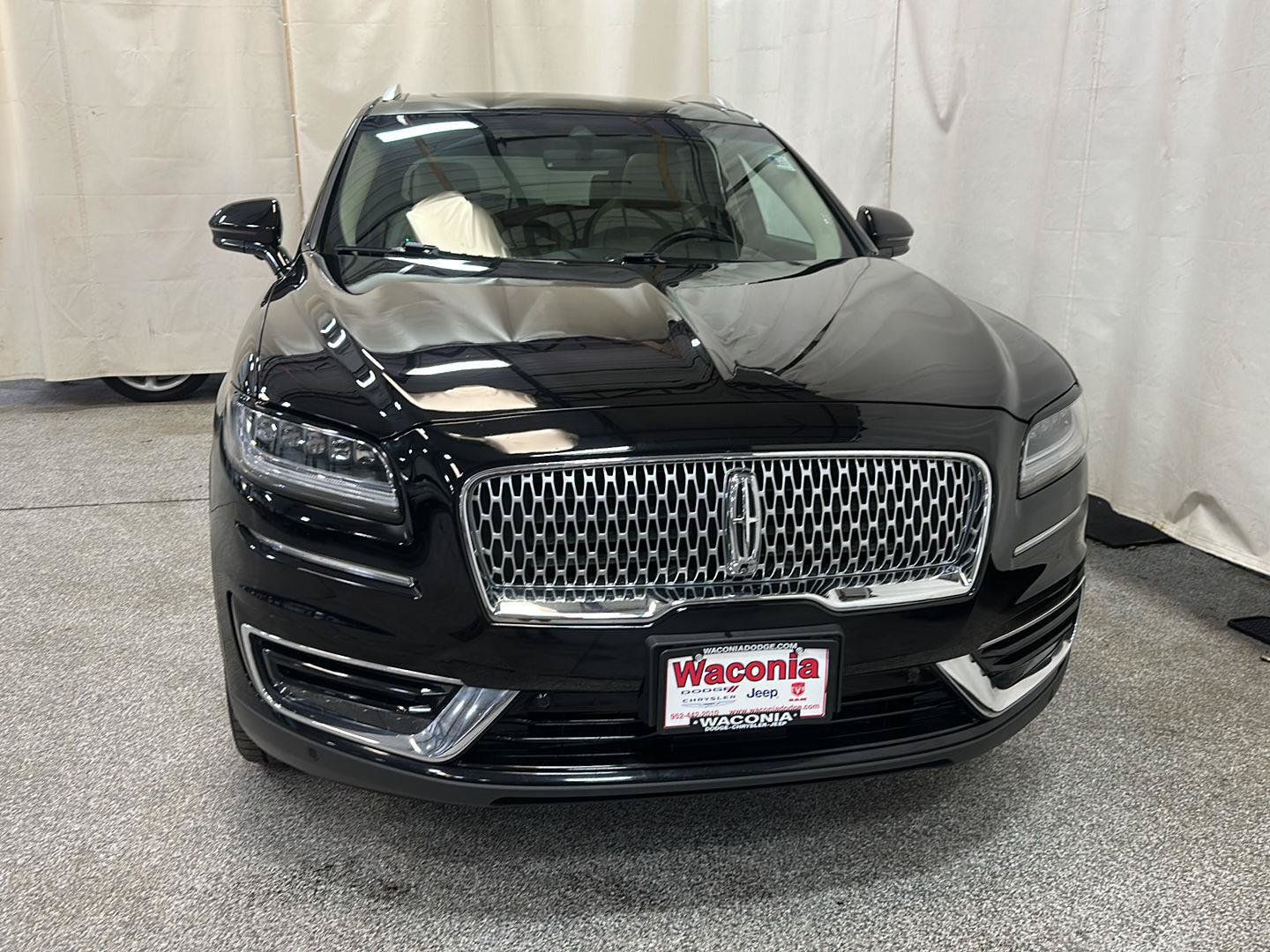 Used 2020 Lincoln Nautilus Reserve w/ Equipment Group 202A AWD/4WD image 8