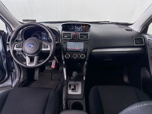 Used 2017 Subaru Forester 2.5i Premium AWD/4WD image 26