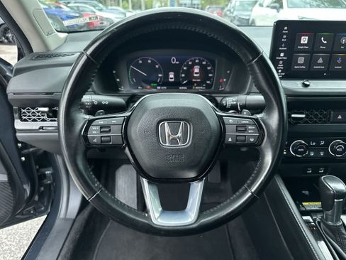 Used 2023 Honda Accord Touring image 18