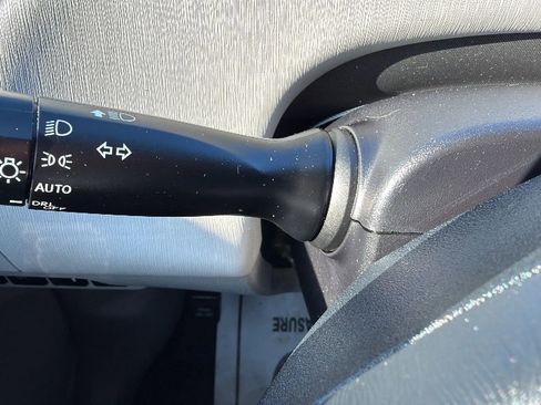 Used 2017 Toyota Prius V Three w/ Carpet Mat Package FWD image 14