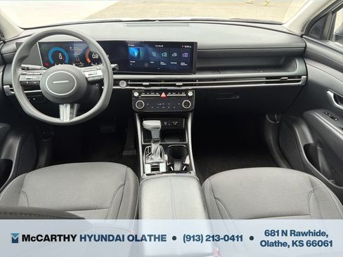 Used 2025 Hyundai Tucson SEL FWD image 3