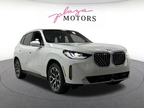 Certified 2026 BMW X3 xDrive30 w/ Premium Package AWD/4WD image 3