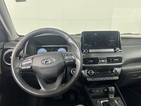 Used 2022 Hyundai Kona Limited image 22